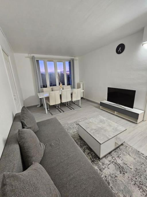 Bel Appartement A Шуазі-ле-Руа Екстер'єр фото
